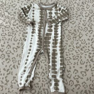 Kyte baby snap romper